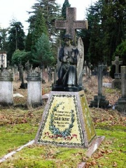 Memorial to Giulio Salviati, Brookwood Cemetery